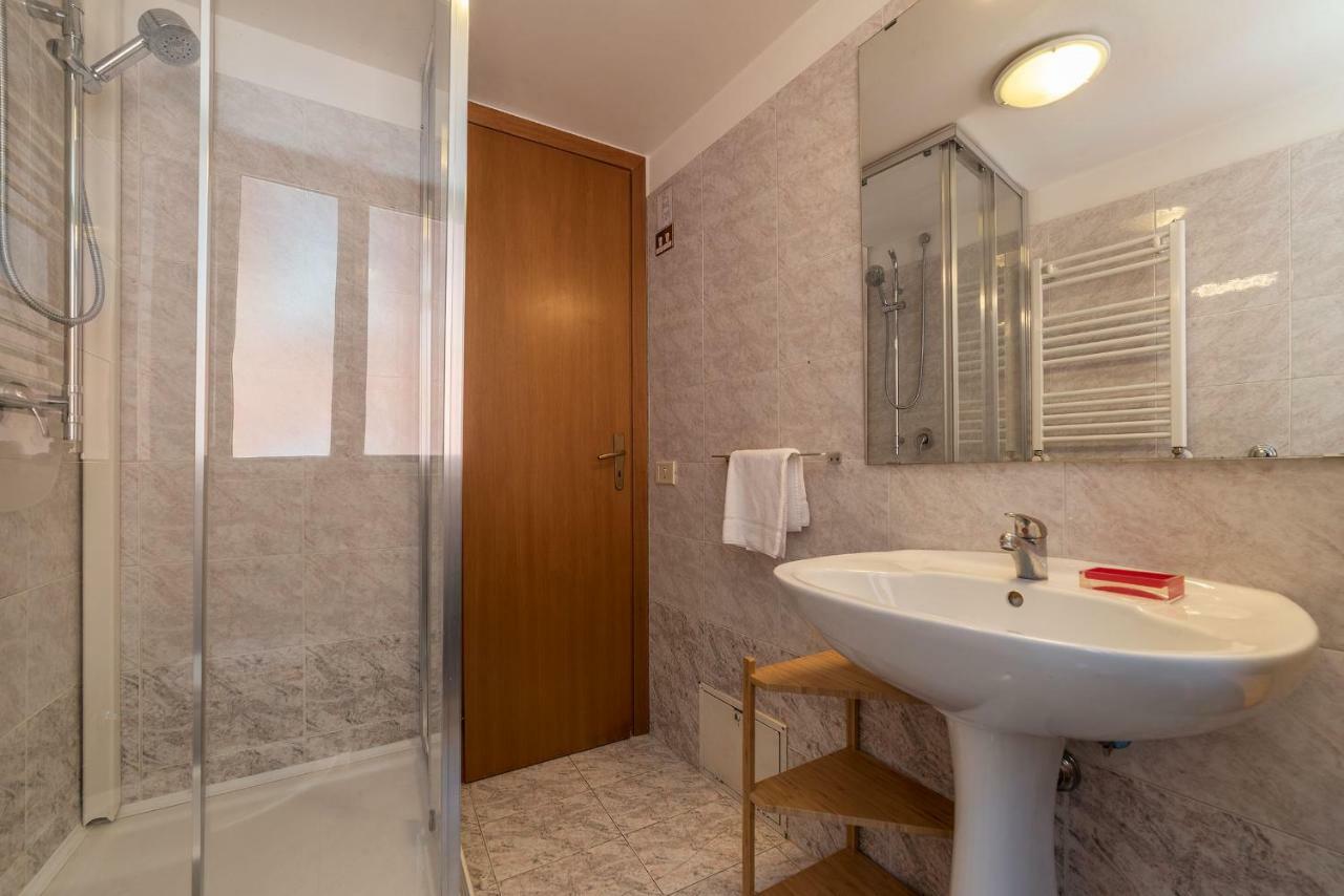 Casa Zeffiro - FromhometoРим Екстериор снимка